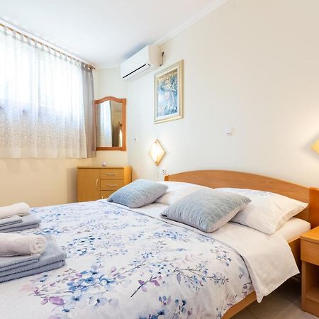 Apartment Sepat With Free Parking Place In Baska Exterior photo